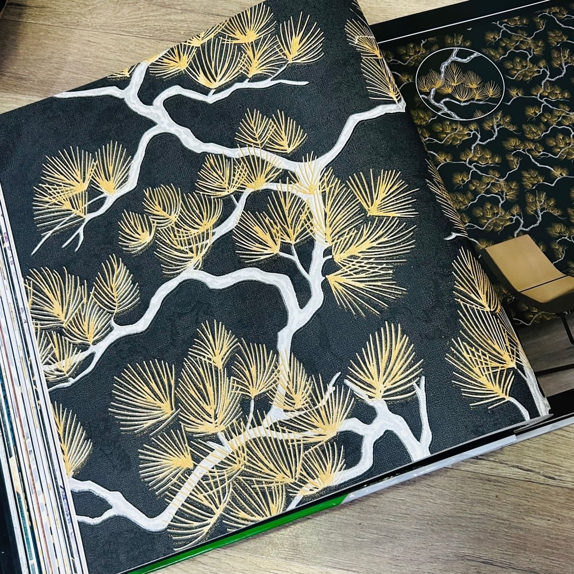 JUNGLE TREE