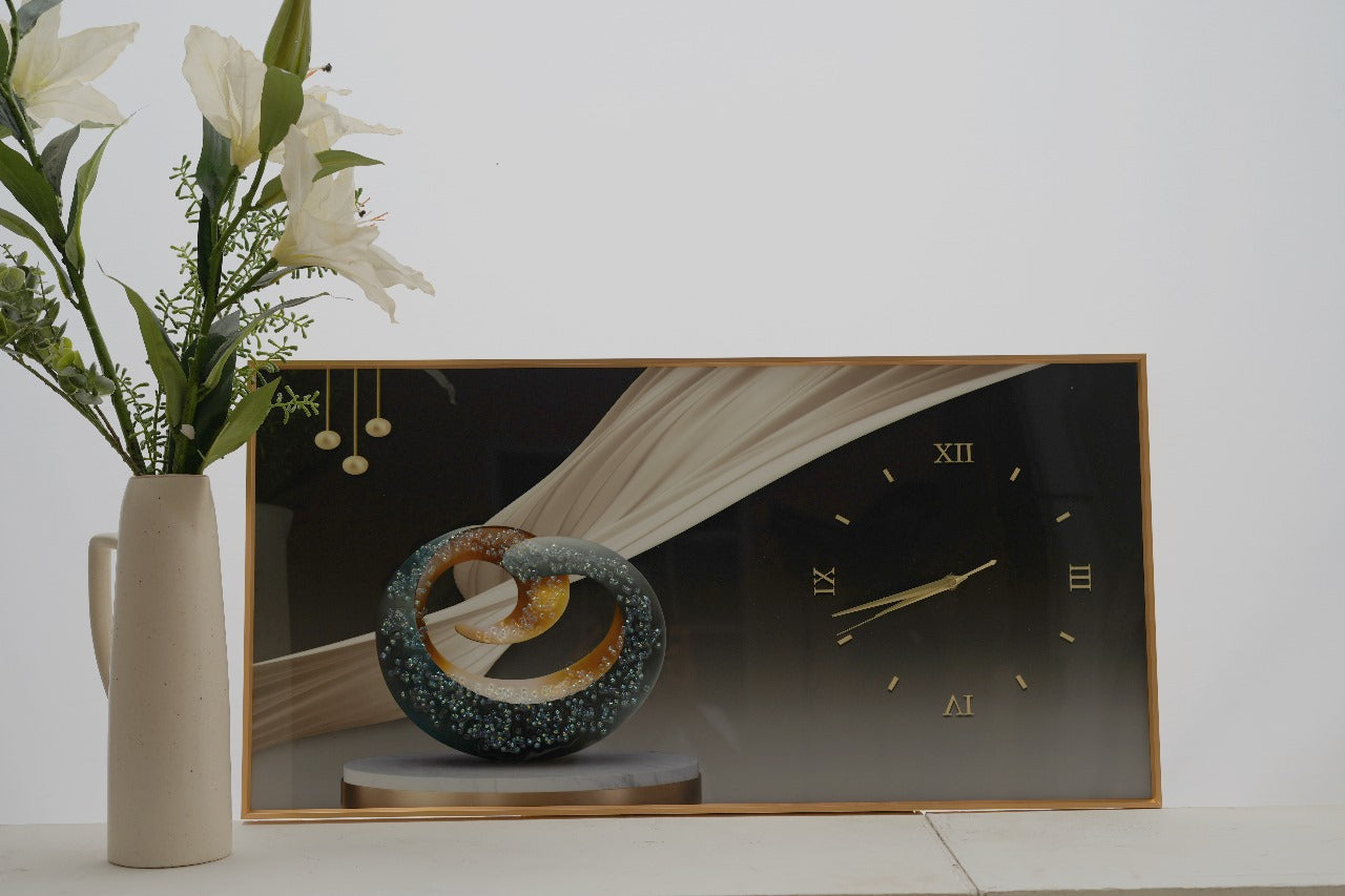 CLASSY DESIGN CRYSTAL CLOCK {2.5 x 1.5 ft}